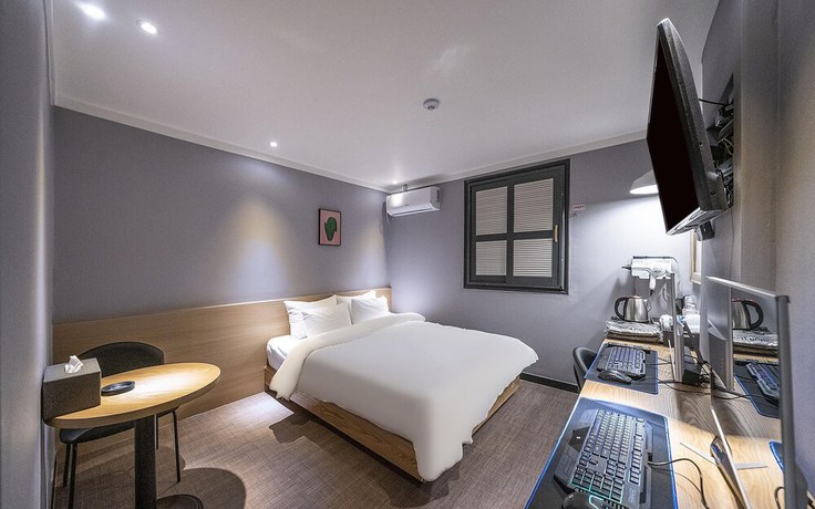 Imagen de la habitación del Hotel Bucheon Renee. Foto 15