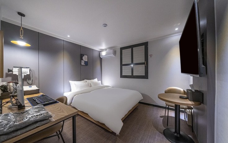 Imagen de la habitación del Hotel Bucheon Renee. Foto 17