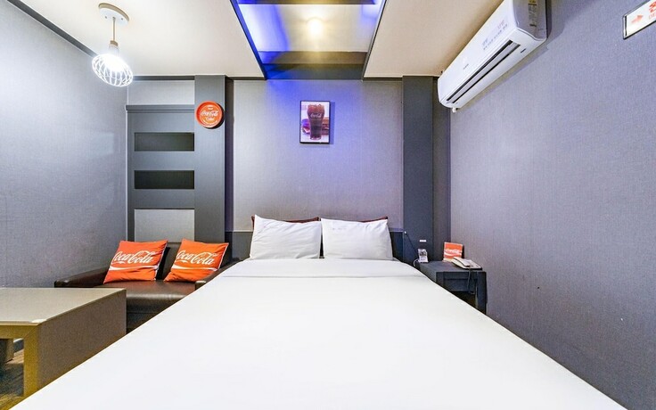 Imagen de la habitación del Hotel Bucheon Rodeo. Foto 14