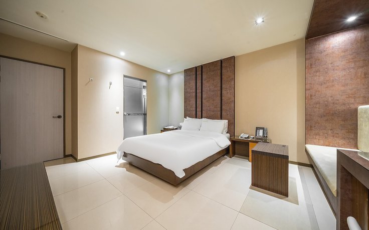 Imagen de la habitación del Hotel Bucheon Rosanne. Foto 5
