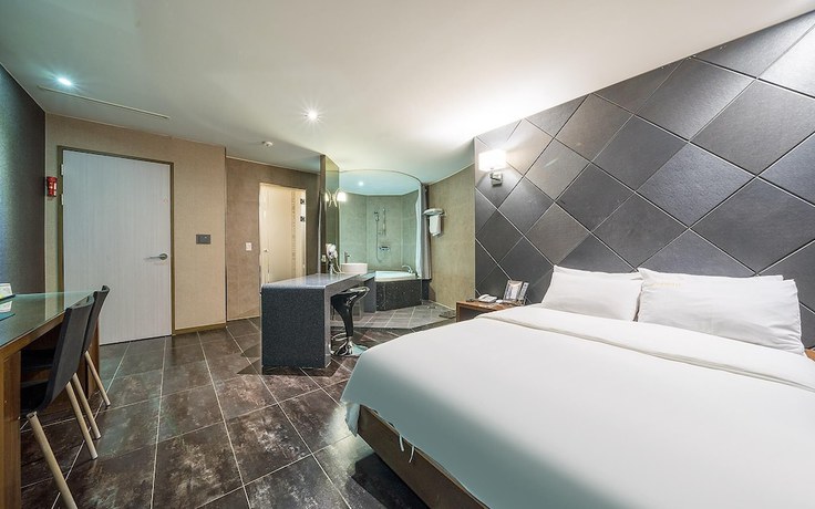 Imagen de la habitación del Hotel Bucheon Rosanne. Foto 7