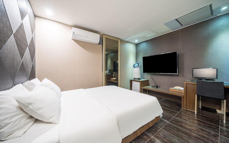 Imagen de la habitación del Hotel Bucheon Rosanne. Foto 11