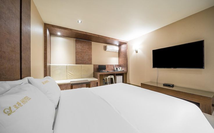 Imagen de la habitación del Hotel Bucheon Rosanne. Foto 13