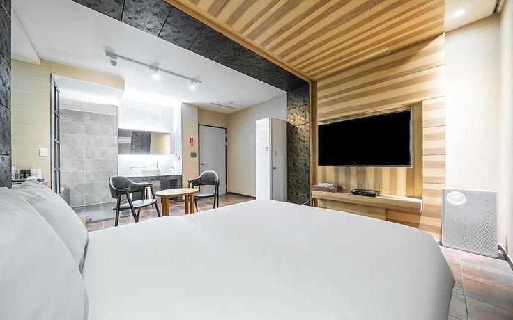 Imagen de la habitación del Hotel Bucheon Rosanne. Foto 17