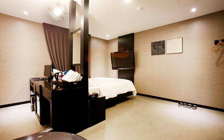Imagen de la habitación del Hotel Bucheon Seattle. Foto 20