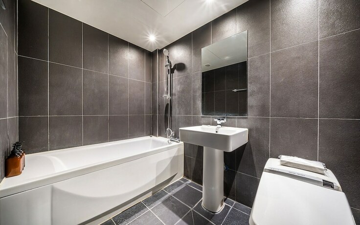 Imagen general del Hotel Bucheon Sheel. Foto 1