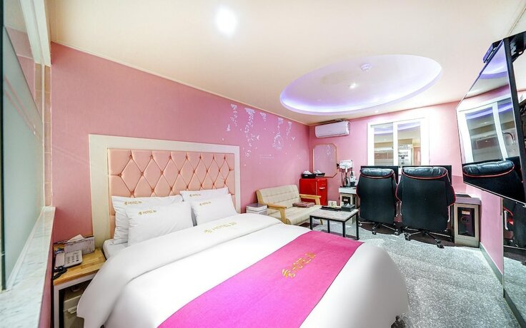 Imagen de la habitación del Hotel Bucheon Soo. Foto 13