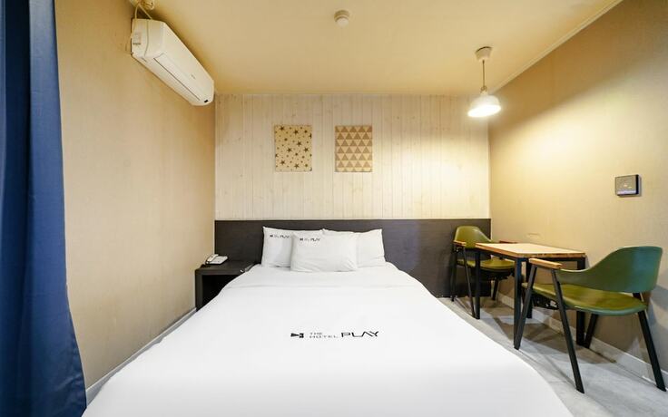 Imagen de la habitación del Hotel Bucheon THE Play. Foto 14