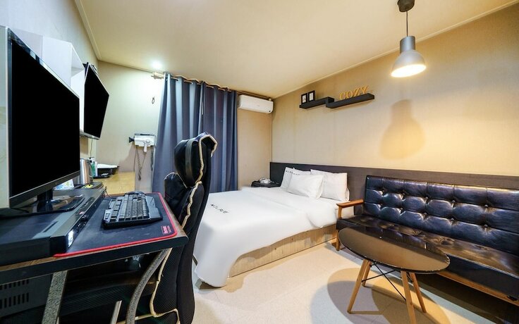 Imagen de la habitación del Hotel Bucheon THE Play. Foto 17