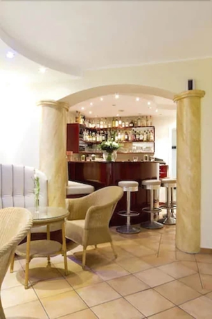 Imagen del bar/restaurante del Hotel Buchholz Downtown. Foto 7