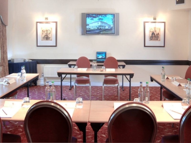 Imagen general del Hotel Buckerell Lodge. Foto 3