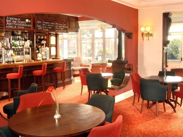 Imagen general del Hotel Buckerell Lodge. Foto 4