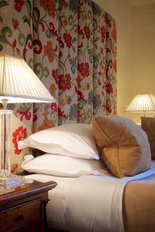 Imagen de la habitación del Hotel Buckland Manor. Foto 12