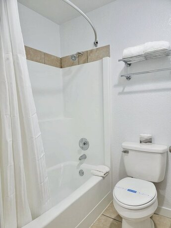 Imagen general del Hotel Buckley Inn. Foto 10