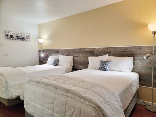 Imagen de la habitación del Hotel Buckley Inn. Foto 15
