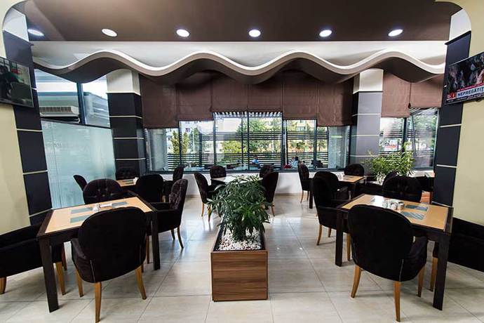Imagen del bar/restaurante del Hotel Bucovina. Foto 3