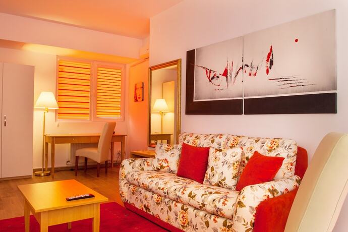 Imagen de la habitación del Hotel Bucur Accommodation. Foto 17