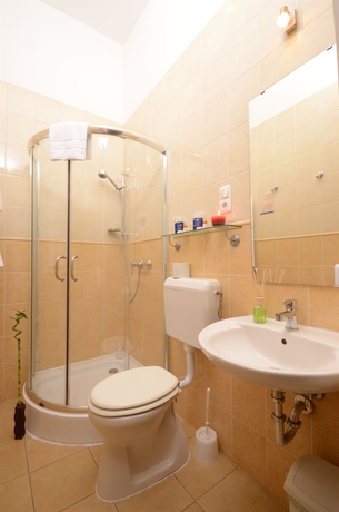 Imagen de la habitación del Hotel Budapest City Central. Foto 13