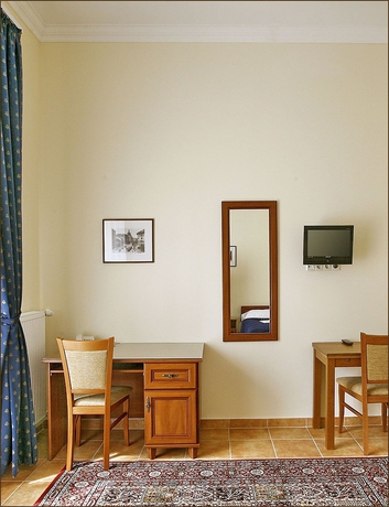 Imagen de la habitación del Hotel Budapest City Central. Foto 15