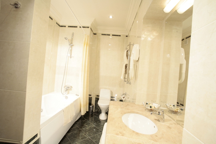 Imagen de la habitación del Hotel Budapest, Moscú. Foto 8