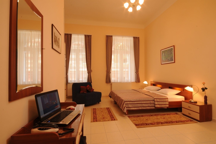 Imagen de la habitación del Hotel Budapest Museum Central. Foto 5