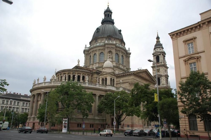 Imagen de los exteriores del Hotel Budapest Panorama Central. Foto 12
