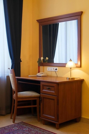 Imagen de la habitación del Hotel Budapest Panorama Central. Foto 9