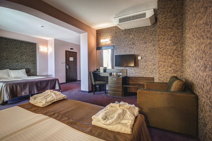 Imagen de la habitación del Hotel Budapest, Sofia. Foto 7