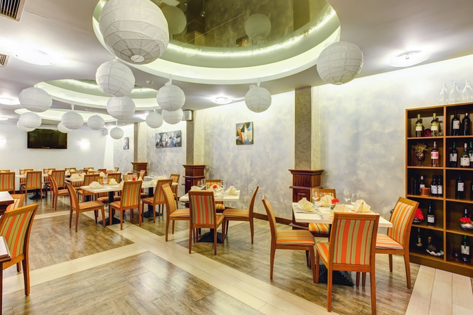 Imagen del bar/restaurante del Hotel Budapest, Sofia. Foto 4