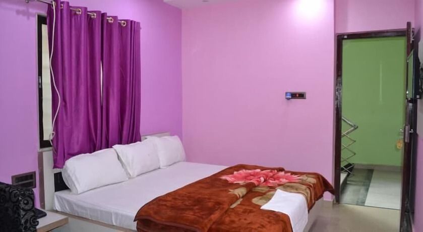 Imagen de la habitación del Hotel Buddha International. Foto 7