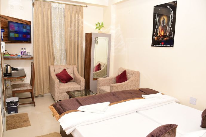 Imagen de la habitación del Hotel Buddha International. Foto 3