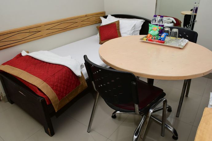 Imagen de la habitación del Hotel Buddha International. Foto 6