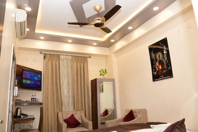 Imagen de la habitación del Hotel Buddha International. Foto 7