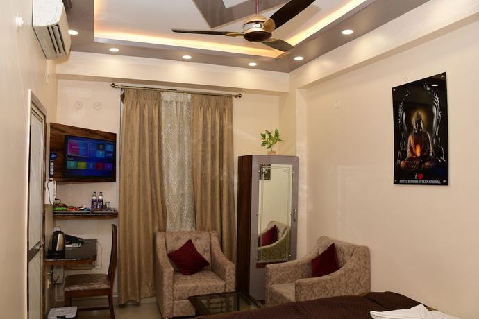 Imagen de la habitación del Hotel Buddha International. Foto 13