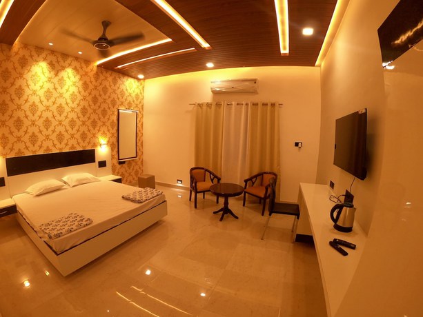 Imagen de la habitación del Hotel Buddha Park. Foto 7