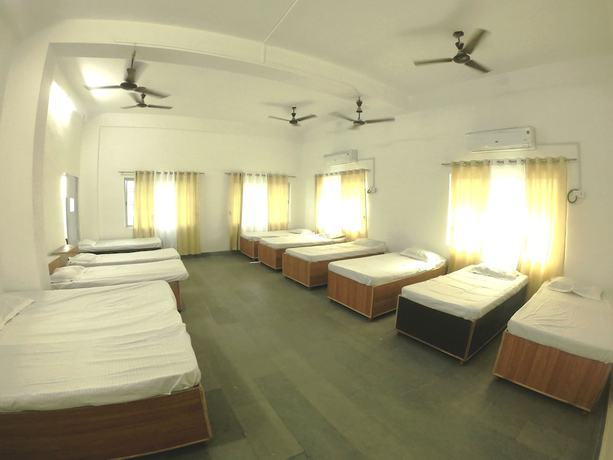 Imagen de la habitación del Hotel Buddha Park. Foto 18