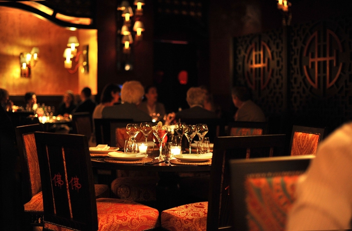 Imagen del bar/restaurante del Hotel Buddha-Bar Hotel Budapest Klotild Palace. Foto 6