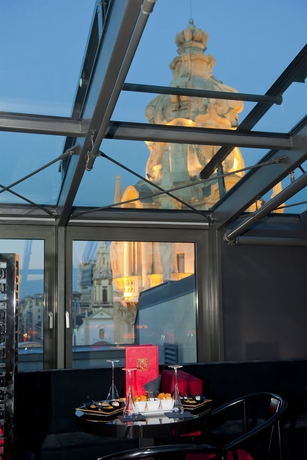 Imagen del bar/restaurante del Hotel Buddha-Bar Hotel Budapest Klotild Palace. Foto 7