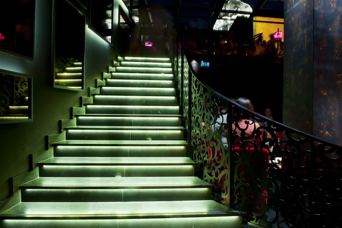 Imagen de los interiores del Hotel Buddha-Bar Hotel Budapest Klotild Palace. Foto 12