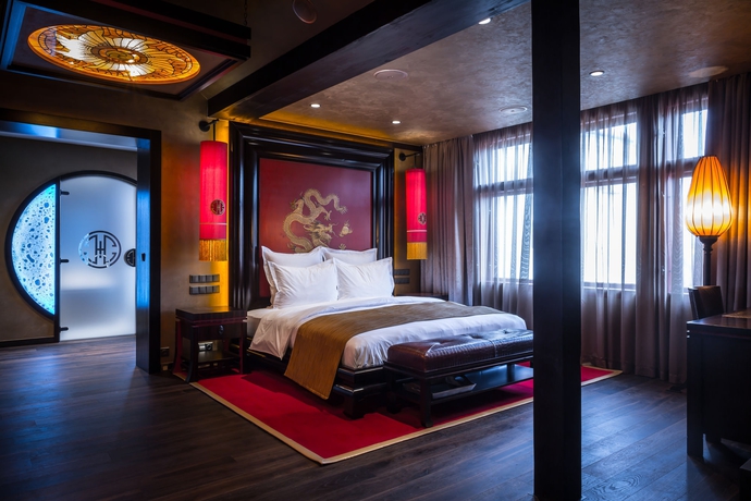 Imagen de la habitación del Hotel Buddha-bar Prague. Foto 10