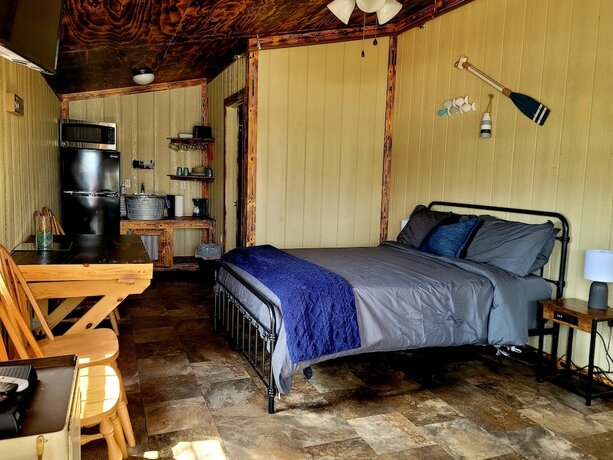 Imagen de la habitación del Hotel Buddy\'s Harbor. Foto 16