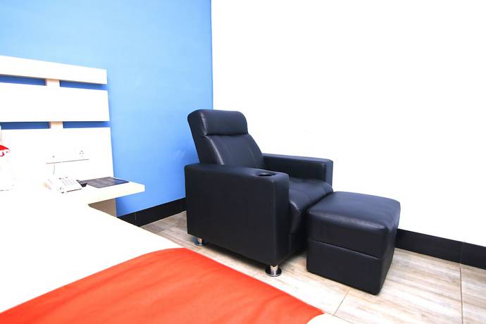 Imagen de la habitación del Hotel Budget By The Harbour, Padang. Foto 16