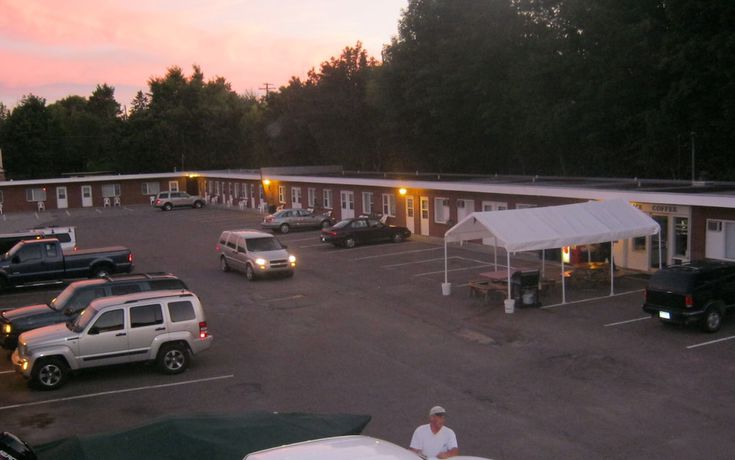 Imagen general del Hotel Budget Host Crestview Inn. Foto 3