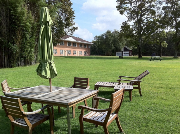 Imagen de los exteriores del Hotel Budget Host East End In Riverhead. Foto 13