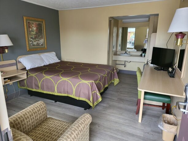 Imagen de la habitación del Hotel Budget Host Inn Bristol. Foto 17