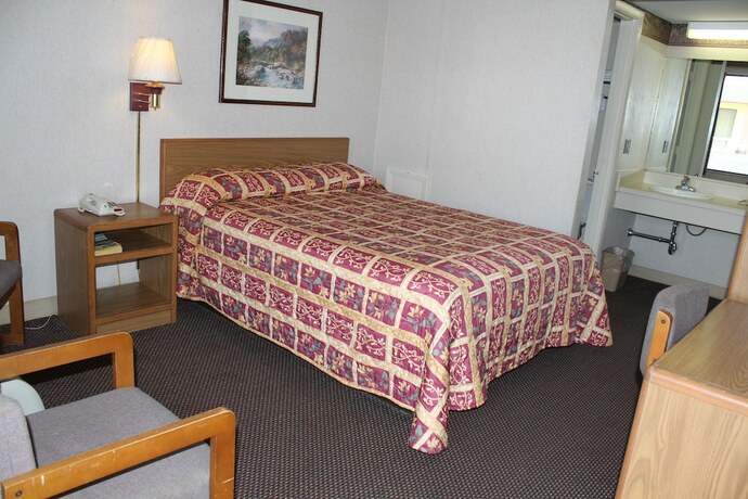 Imagen general del Hotel Budget Host Inn Bristol. Foto 10