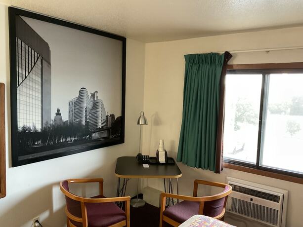 Imagen de la habitación del Hotel Budget Host Inn Buffalo. Foto 11