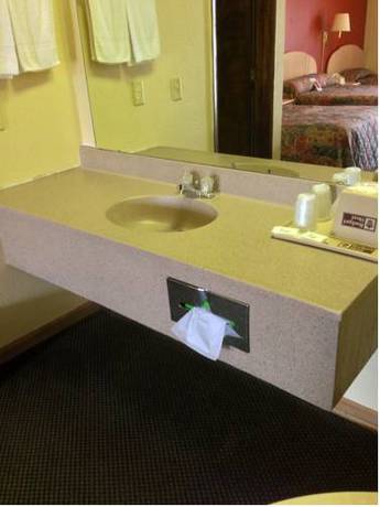 Imagen de la habitación del Hotel Budget Host Inn - Emporia. Foto 4