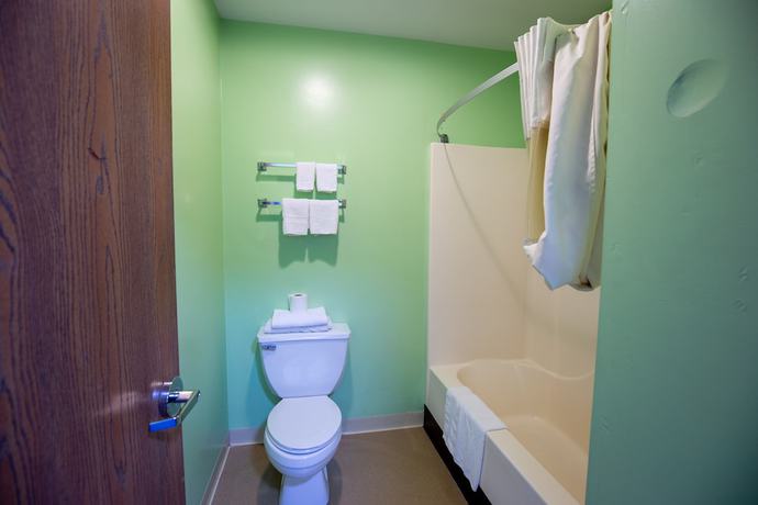 Imagen de la habitación del Hotel Budget Host Inn. Foto 16