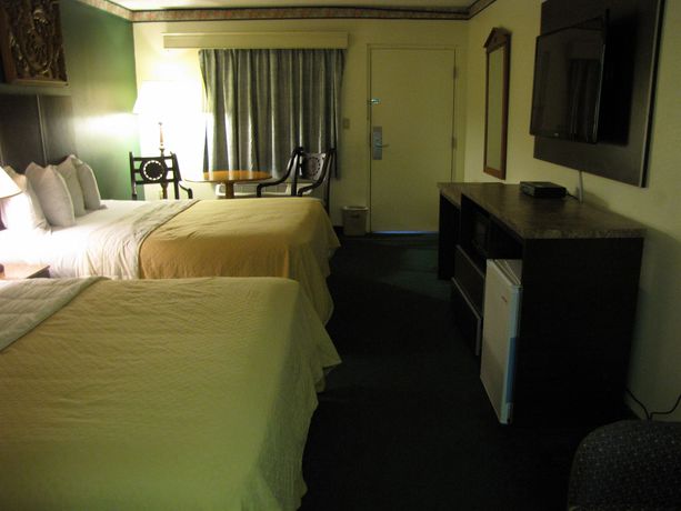 Imagen de los interiores del Hotel Budget Host Inn, Florida City. Foto 9